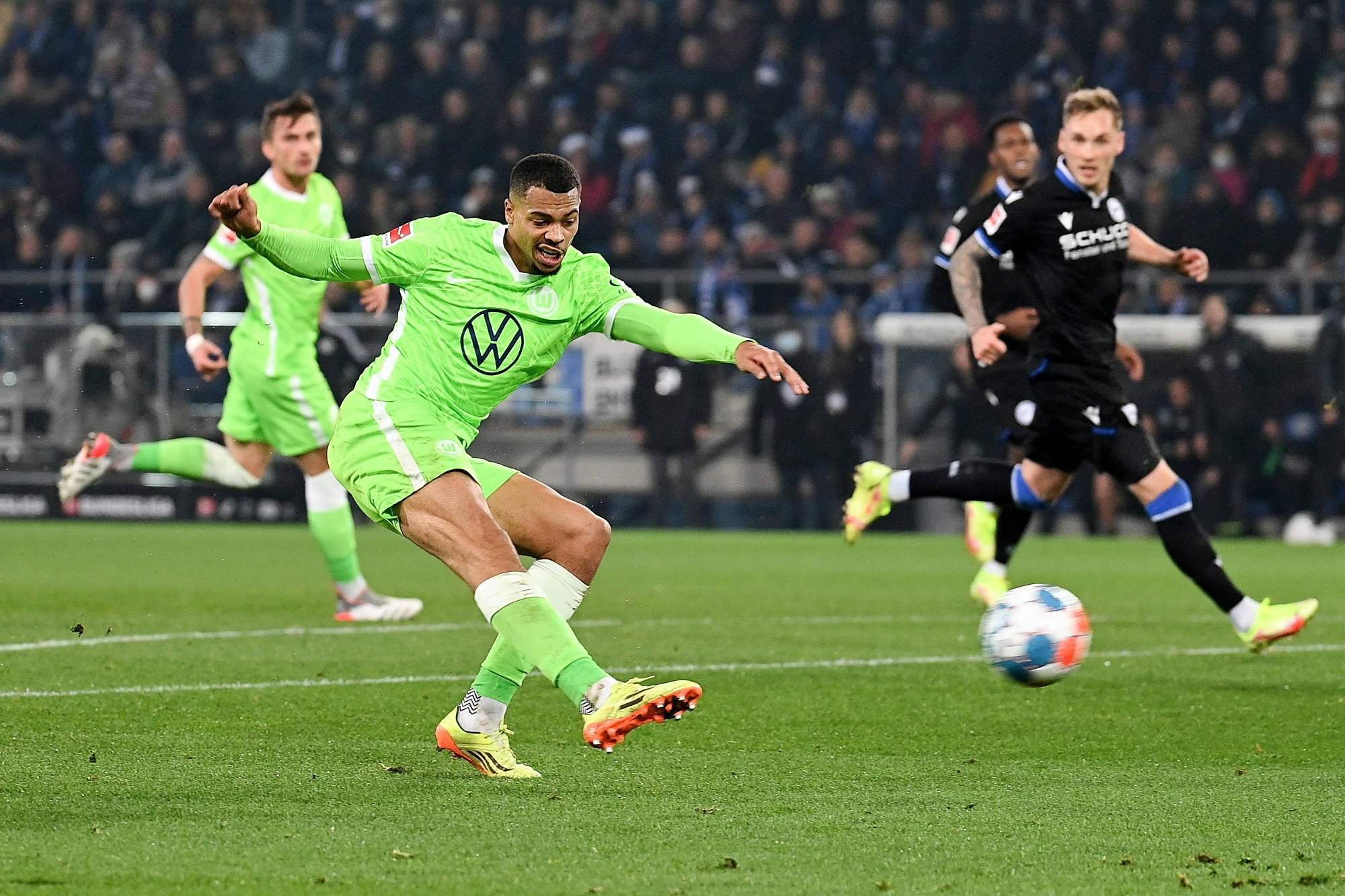 比赛形势陡 比赛形势陡